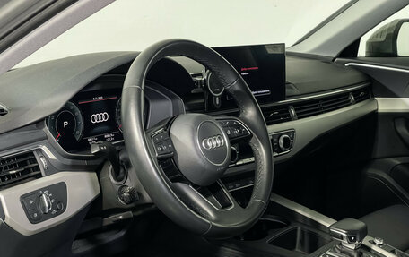 Audi A4, 2022 год, 3 277 000 рублей, 13 фотография