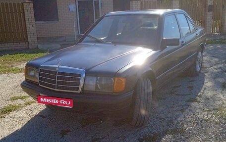 Mercedes-Benz 190 (W201), 1987 год, 260 000 рублей, 4 фотография