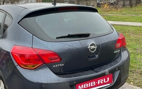Opel Astra J, 2010 год, 670 000 рублей, 5 фотография