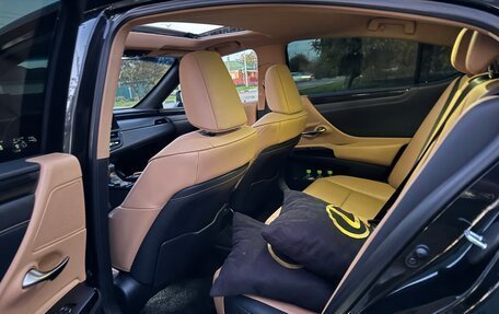 Lexus ES VII, 2022 год, 5 300 000 рублей, 27 фотография