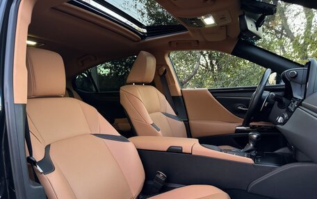 Lexus ES VII, 2022 год, 5 300 000 рублей, 31 фотография