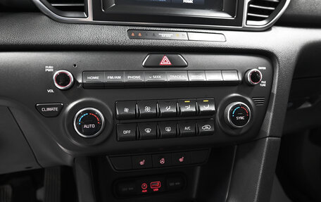 KIA Sportage IV рестайлинг, 2018 год, 2 095 000 рублей, 15 фотография