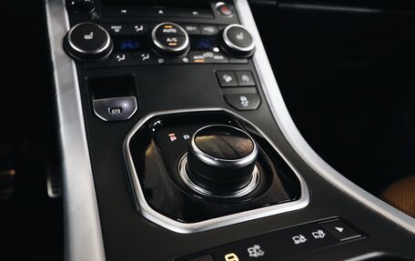 Land Rover Range Rover Evoque I, 2017 год, 2 550 000 рублей, 18 фотография