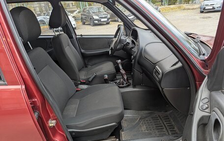 Chevrolet Niva I рестайлинг, 2009 год, 395 000 рублей, 17 фотография