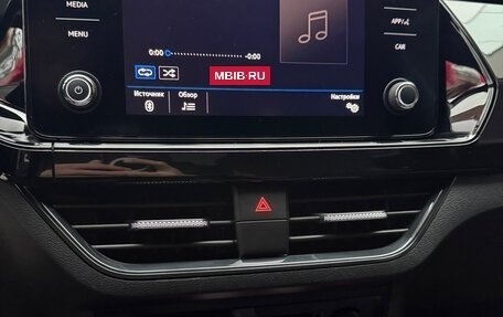 Volkswagen Polo VI (EU Market), 2021 год, 1 850 000 рублей, 27 фотография