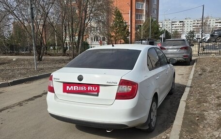 Skoda Rapid I, 2014 год, 700 000 рублей, 3 фотография