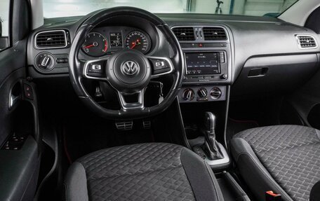 Volkswagen Polo VI (EU Market), 2018 год, 1 250 000 рублей, 6 фотография