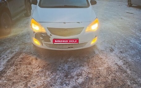 Opel Astra J, 2012 год, 525 000 рублей, 1 фотография