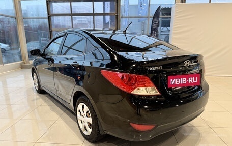 Hyundai Solaris II рестайлинг, 2012 год, 599 000 рублей, 3 фотография