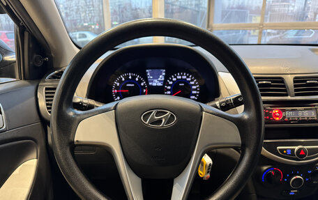 Hyundai Solaris II рестайлинг, 2012 год, 599 000 рублей, 12 фотография