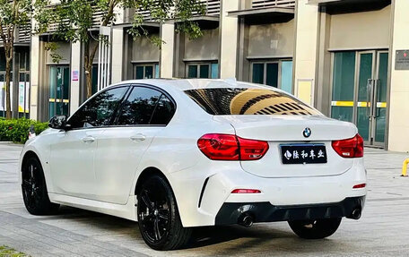 BMW 1 серия, 2022 год, 1 835 000 рублей, 3 фотография