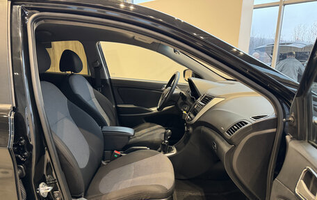 Hyundai Solaris II рестайлинг, 2012 год, 599 000 рублей, 25 фотография