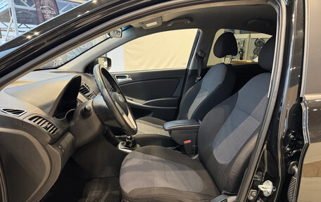 Hyundai Solaris II рестайлинг, 2012 год, 599 000 рублей, 22 фотография