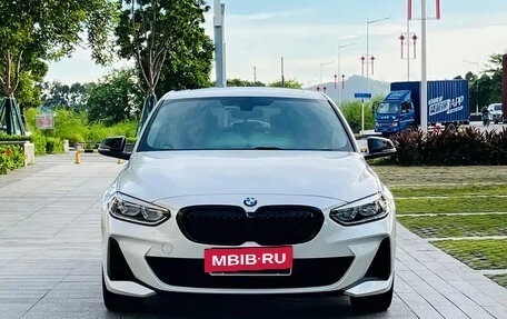 BMW 1 серия, 2022 год, 1 835 000 рублей, 2 фотография