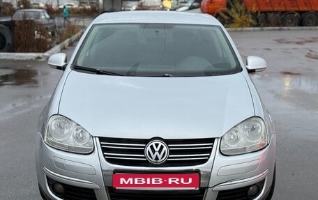 Volkswagen Jetta VI, 2008 год, 450 000 рублей, 2 фотография