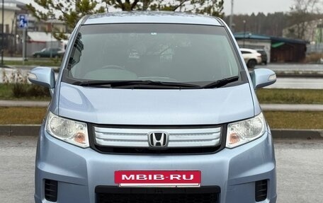 Honda Freed I, 2011 год, 890 000 рублей, 2 фотография