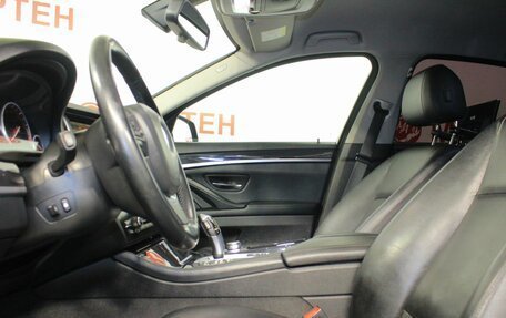 BMW 5 серия, 2014 год, 1 950 000 рублей, 9 фотография