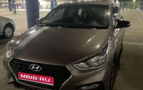 Hyundai Solaris II рестайлинг, 2017 год, 1 050 000 рублей, 1 фотография