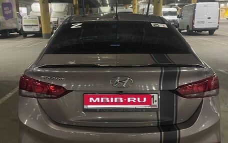 Hyundai Solaris II рестайлинг, 2017 год, 1 050 000 рублей, 5 фотография