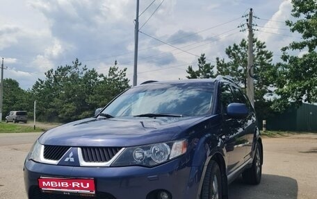 Mitsubishi Outlander III рестайлинг 3, 2008 год, 1 050 000 рублей, 1 фотография