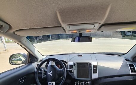 Mitsubishi Outlander III рестайлинг 3, 2008 год, 1 050 000 рублей, 9 фотография