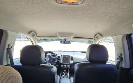 Mitsubishi Outlander III рестайлинг 3, 2008 год, 1 050 000 рублей, 11 фотография