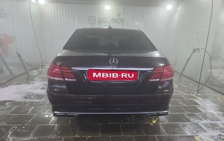 Mercedes-Benz E-Класс, 2011 год, 1 675 000 рублей, 4 фотография