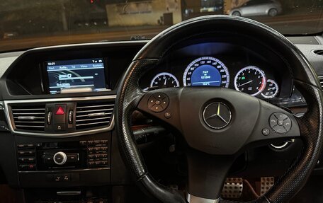 Mercedes-Benz E-Класс, 2009 год, 1 950 000 рублей, 15 фотография