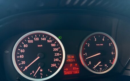 BMW 5 серия, 2004 год, 900 000 рублей, 13 фотография