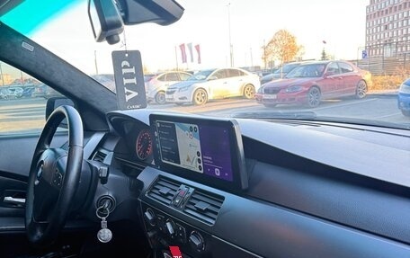 BMW 5 серия, 2004 год, 900 000 рублей, 16 фотография