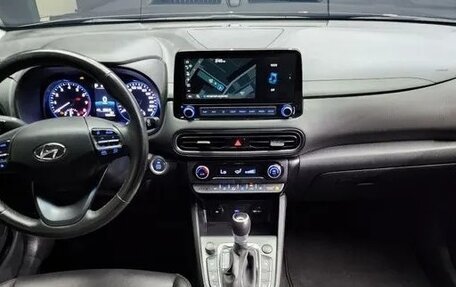 Hyundai Kona I, 2021 год, 1 650 000 рублей, 8 фотография