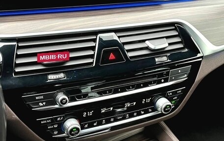 BMW 5 серия, 2019 год, 4 390 000 рублей, 21 фотография