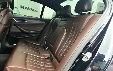 BMW 5 серия, 2019 год, 4 390 000 рублей, 25 фотография