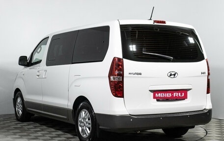 Hyundai H-1 II рестайлинг, 2016 год, 2 439 898 рублей, 7 фотография