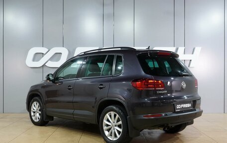 Volkswagen Tiguan I, 2015 год, 1 455 000 рублей, 2 фотография