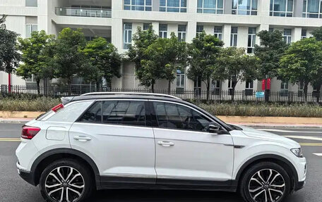 Volkswagen T-Roc I, 2022 год, 1 318 555 рублей, 4 фотография