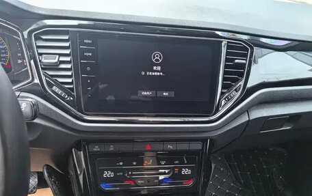 Volkswagen T-Roc I, 2022 год, 1 318 555 рублей, 18 фотография