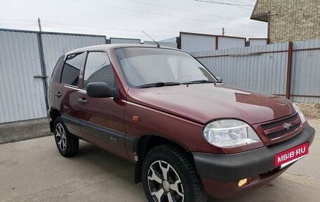 Chevrolet Niva I рестайлинг, 2004 год, 350 000 рублей, 3 фотография