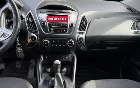 Hyundai ix35 I рестайлинг, 2010 год, 760 000 рублей, 5 фотография