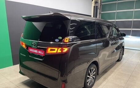 Toyota Vellfire II, 2018 год, 3 800 000 рублей, 6 фотография