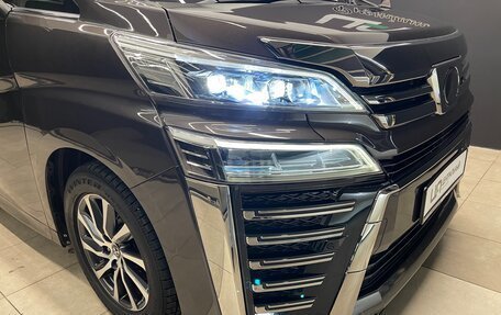 Toyota Vellfire II, 2018 год, 3 800 000 рублей, 7 фотография