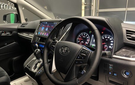 Toyota Vellfire II, 2018 год, 3 800 000 рублей, 11 фотография