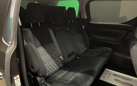 Toyota Vellfire II, 2018 год, 3 800 000 рублей, 20 фотография