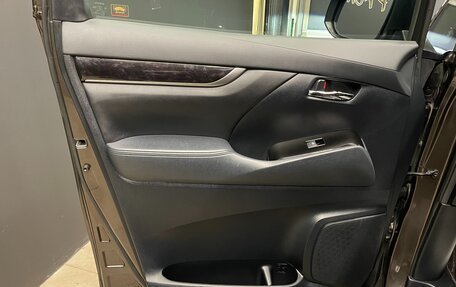 Toyota Vellfire II, 2018 год, 3 800 000 рублей, 18 фотография