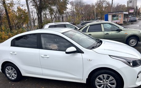 KIA Rio IV, 2020 год, 1 530 000 рублей, 3 фотография