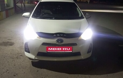 Toyota Aqua I, 2013 год, 690 000 рублей, 1 фотография