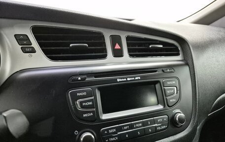 KIA cee'd III, 2014 год, 960 000 рублей, 17 фотография