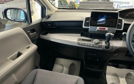 Honda Freed I, 2009 год, 1 149 999 рублей, 14 фотография