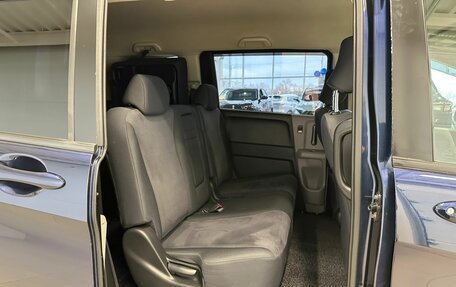 Honda Freed I, 2009 год, 1 149 999 рублей, 18 фотография