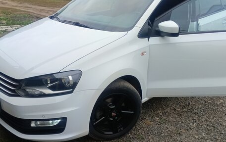 Volkswagen Polo VI (EU Market), 2017 год, 1 080 000 рублей, 4 фотография